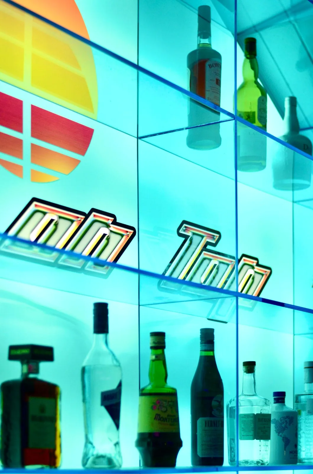 BIM Architecture | On Top Steam Wave Bar and Buying Shop: Integrating Art and Space/MiHei Architecture