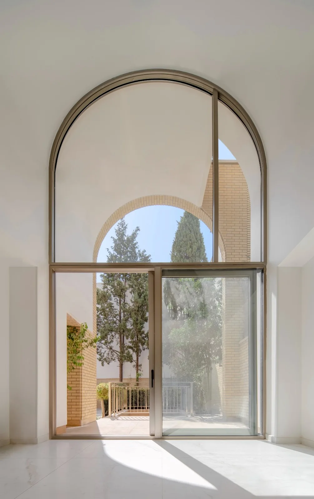 BIM Architecture | 2 IVANs, 2 Houses/HAMAAN Studio