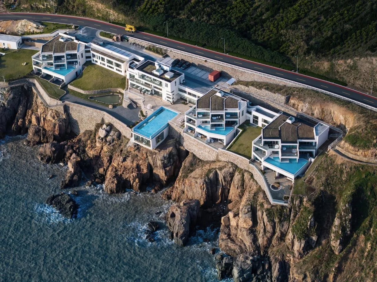 BIM Architecture | Shengsi Xihui Cliff Hotel/Yifeng Architecture