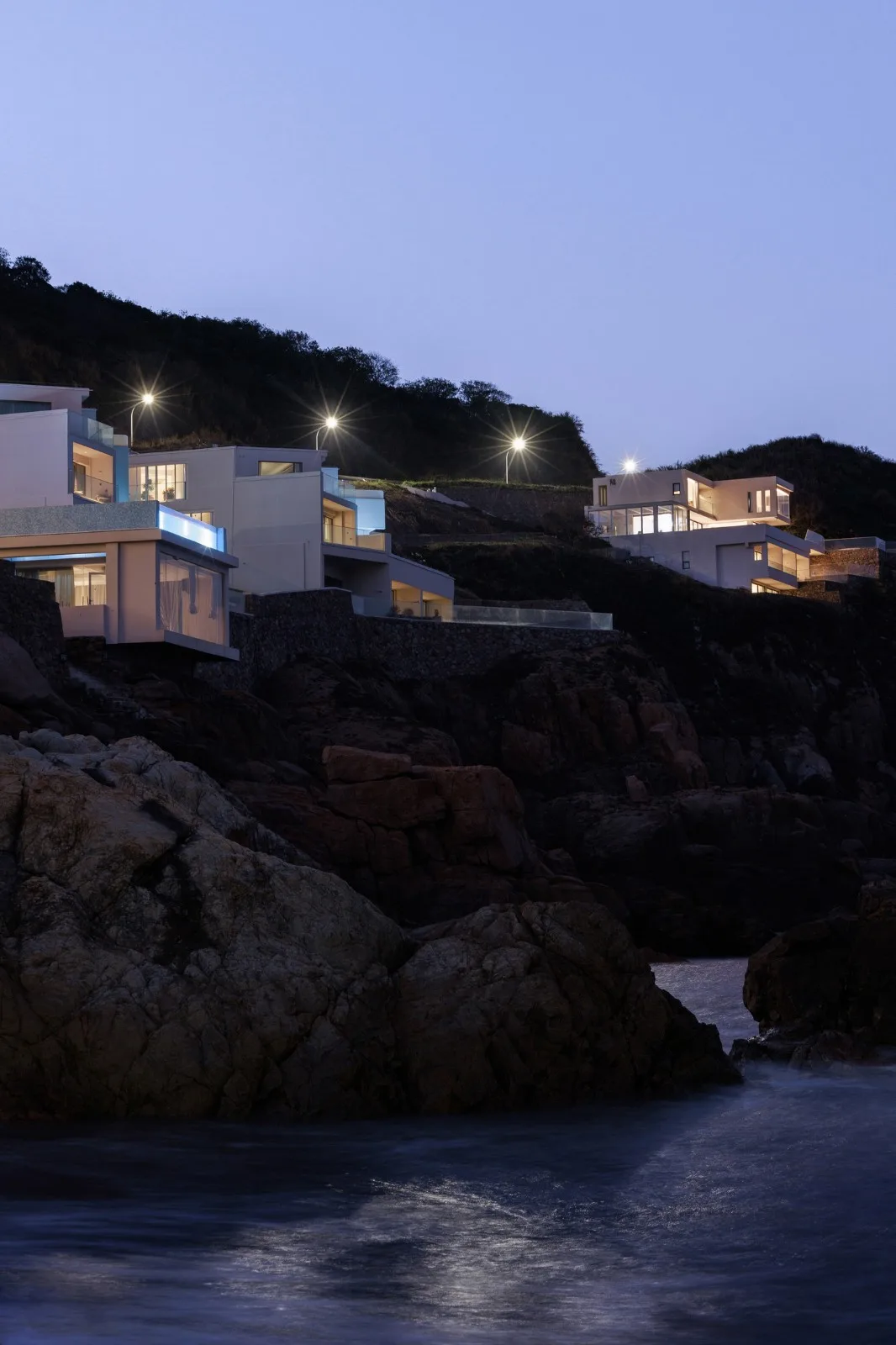 BIM Architecture | Shengsi Xihui Cliff Hotel/Yifeng Architecture