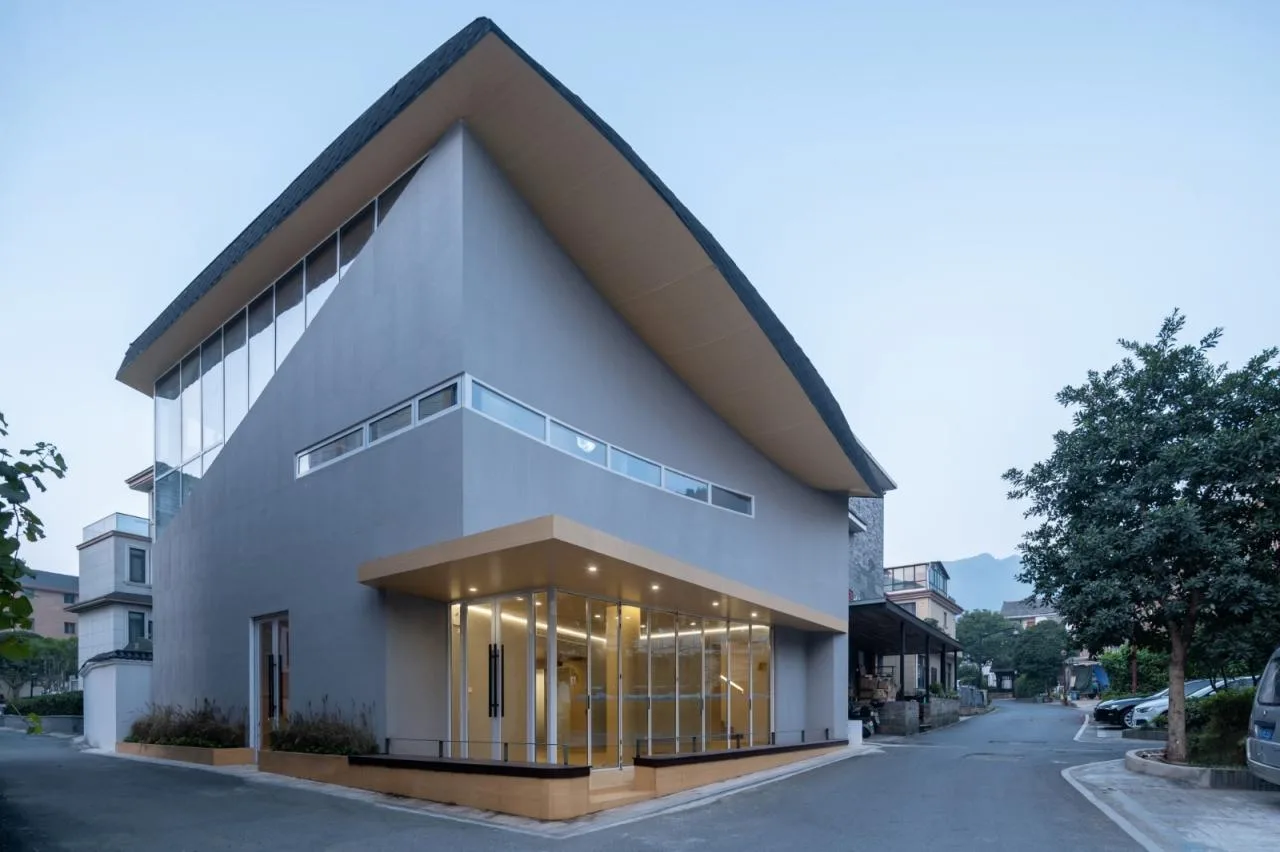 BIM Architecture | Hejiacun Elderly Home/Yumu Architecture