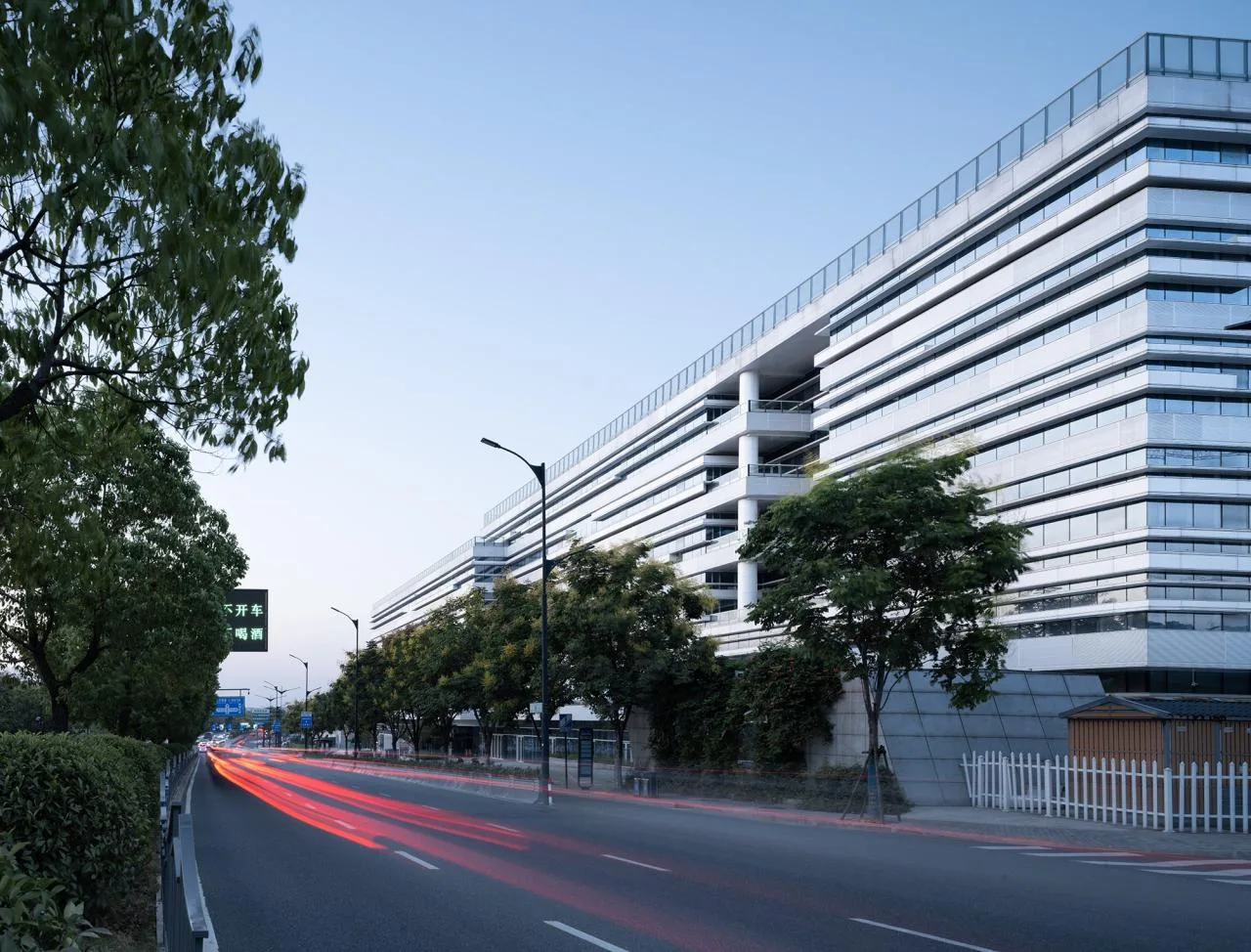 BIM Architecture | Natural Passers: Hangzhou West Bus Station Bus Hub/Zhejiang University Architectural Design and Research Institute