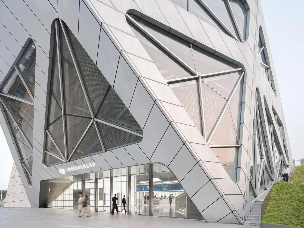 BIM Architecture | DJI Flagship Store/Wanshe Design