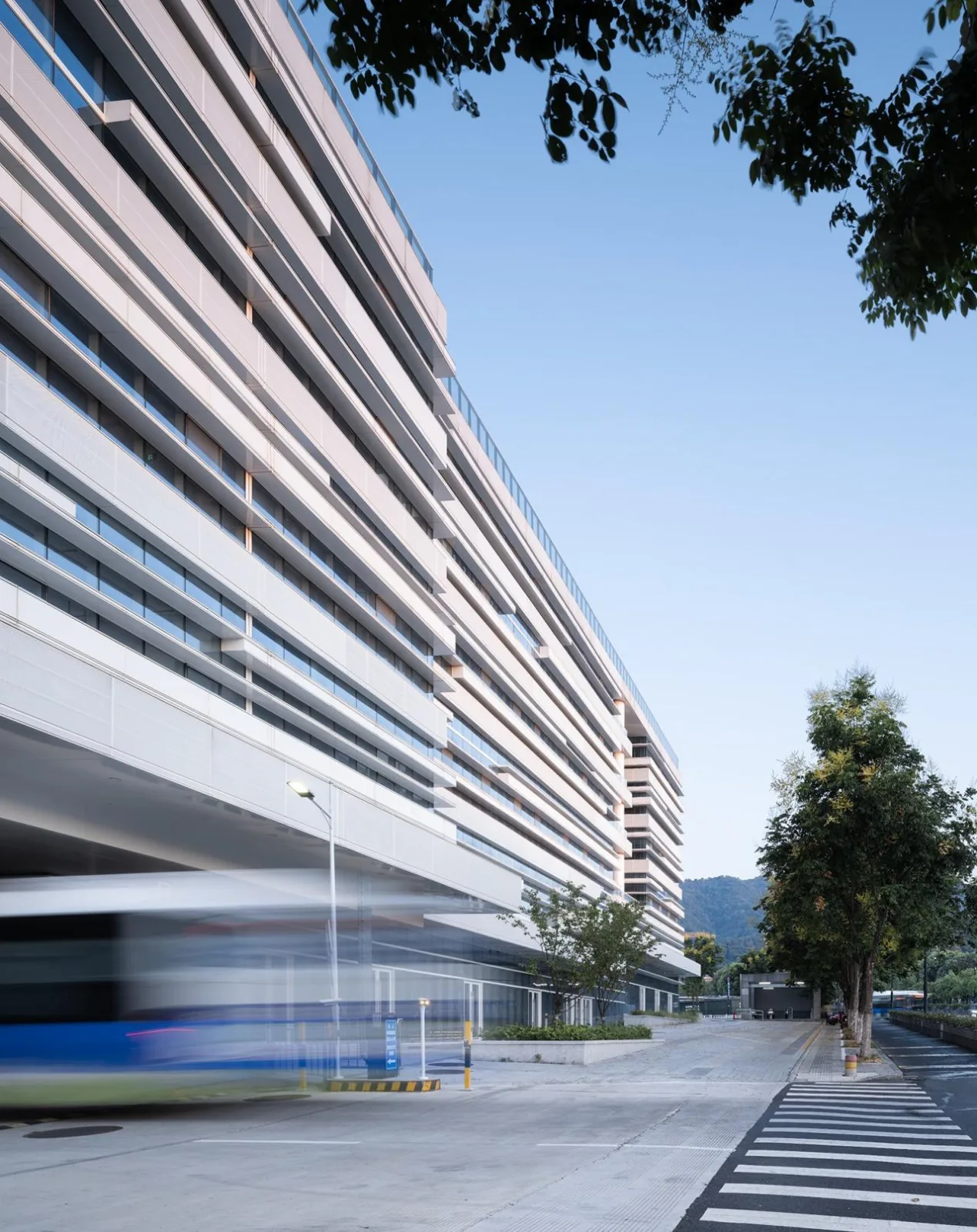 BIM Architecture | Natural Passers: Hangzhou West Bus Station Bus Hub/Zhejiang University Architectural Design and Research Institute