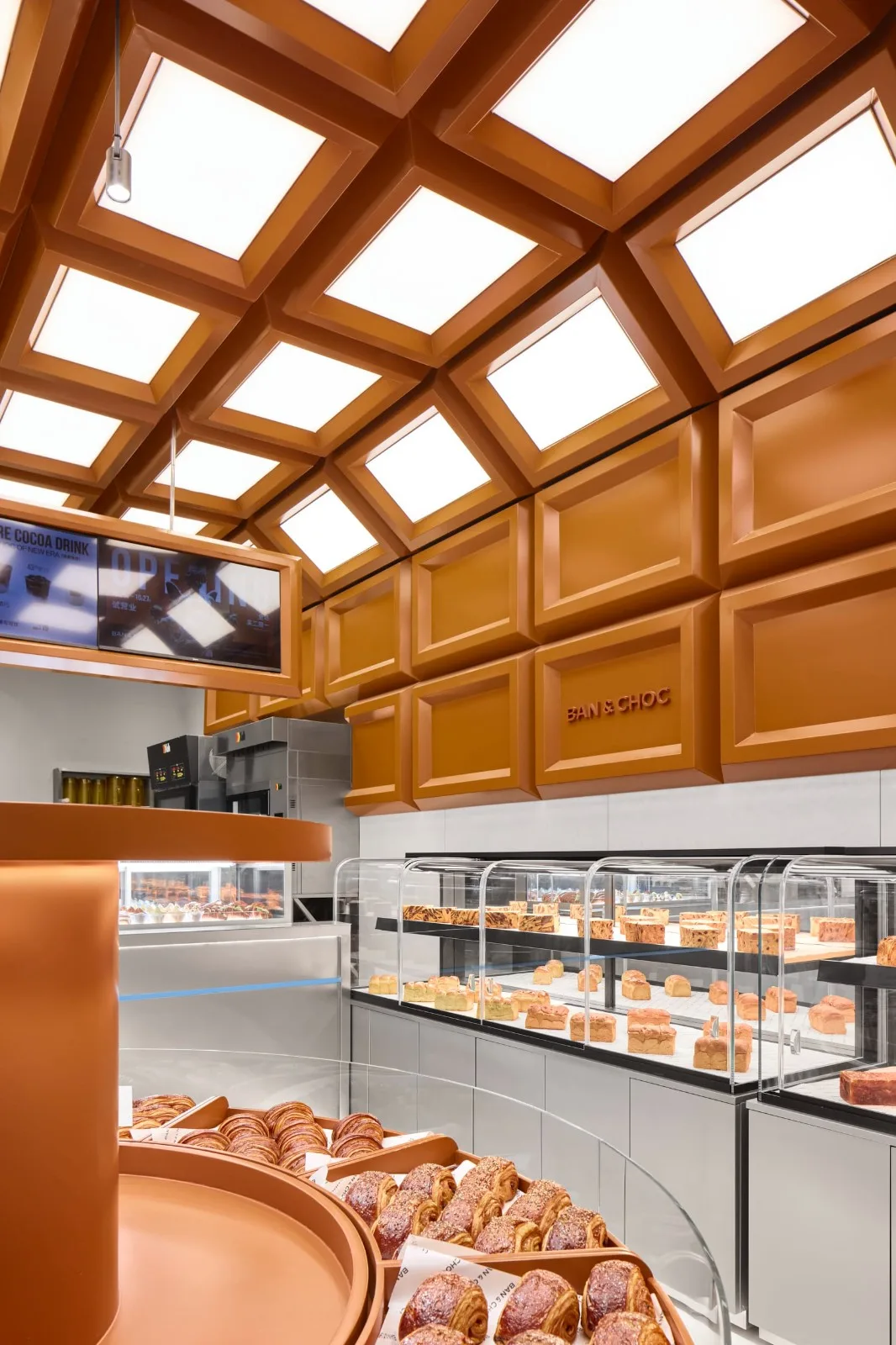 BIM Architecture | Zebra and Clever BAN& CHOC Shanghai Kaidelong Dream National First Store/WBS Interior and Exterior Studio