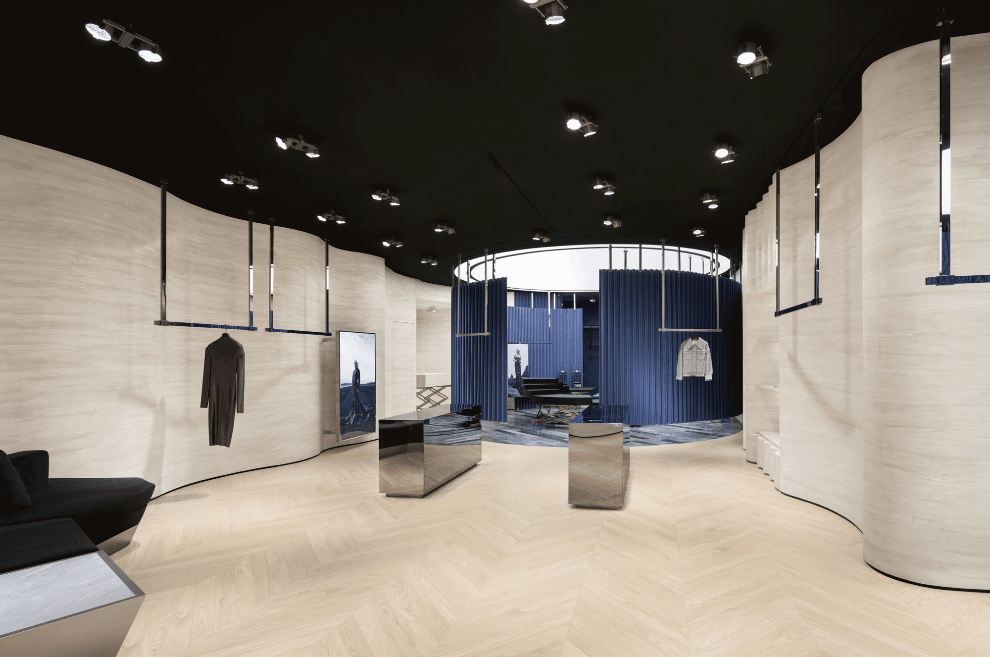 BIM Architecture | MITHRIDETE's New Boutique: The Sphere Centric Theater/SLT