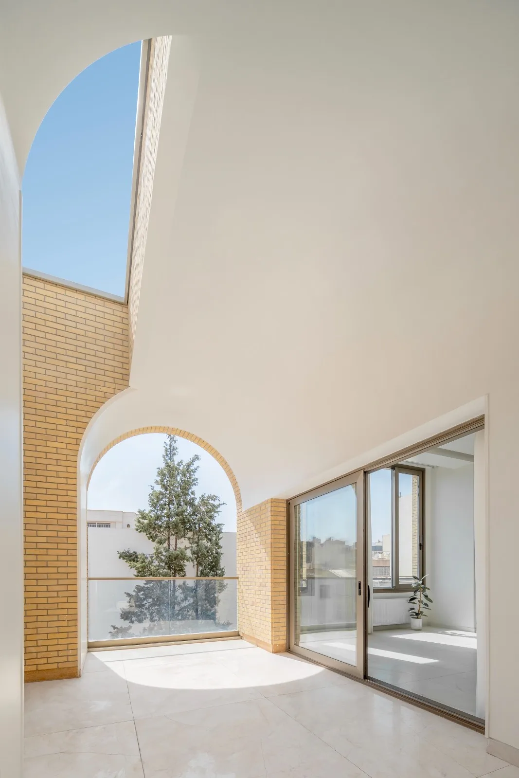BIM Architecture | 2 IVANs, 2 Houses/HAMAAN Studio