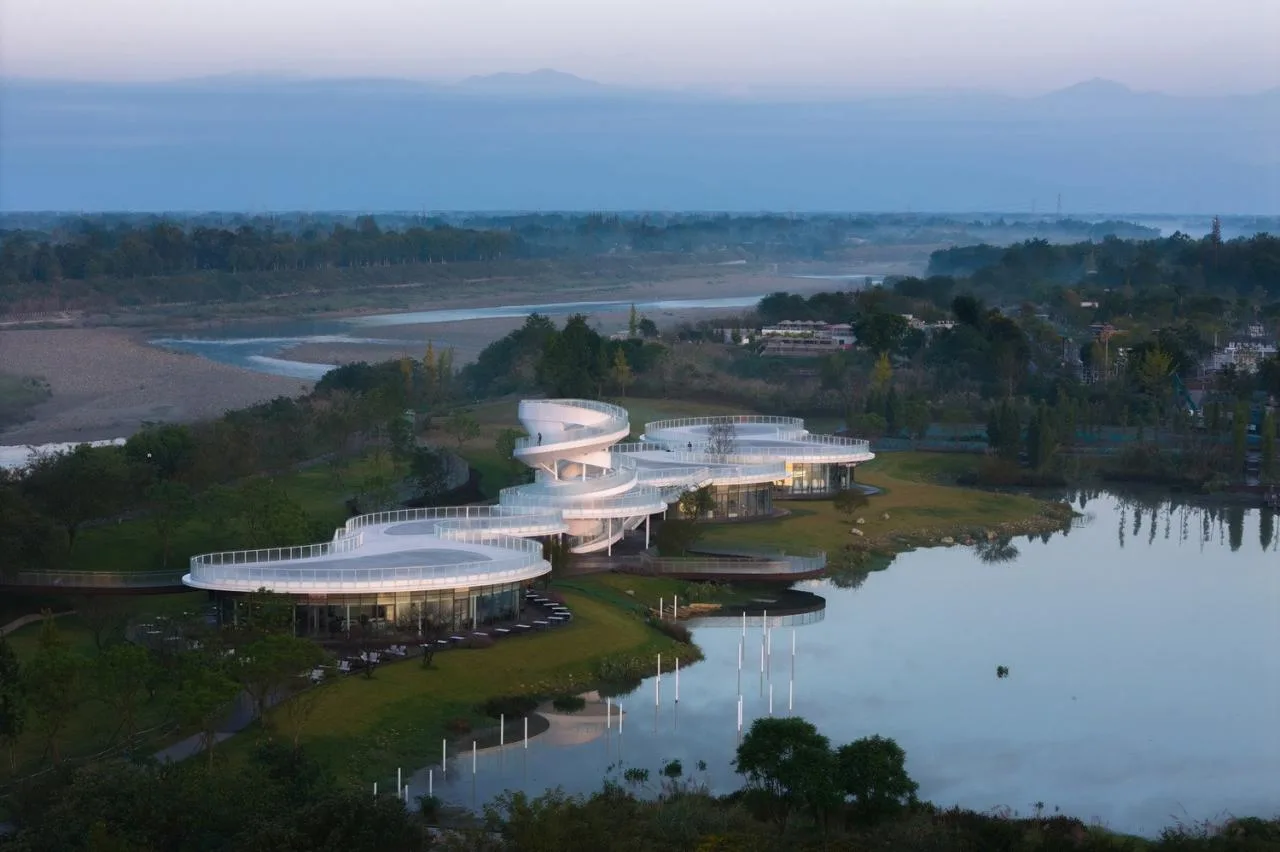 BIM Architecture | Fudao Lujiatan Wetland Park Commercial Service Center/MUDA Architecture