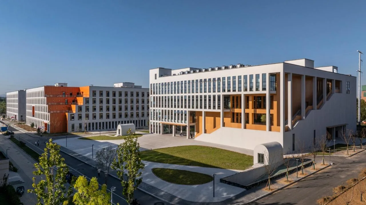 BIM Architecture | Yantai City Science and Technology Vocational College Phase II/Super City Architecture