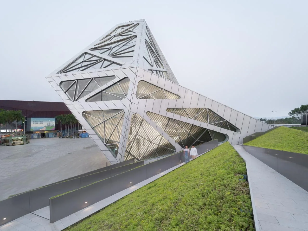 BIM Architecture | DJI Flagship Store/Wanshe Design
