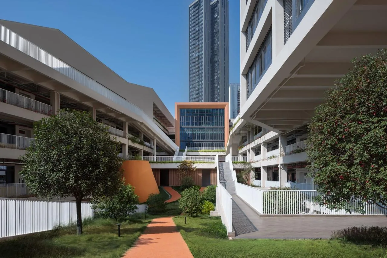 BIM Architecture | Qingquan Foreign Language School Junior High School/Yijing Architectural Design, Longhua District, Shenzhen