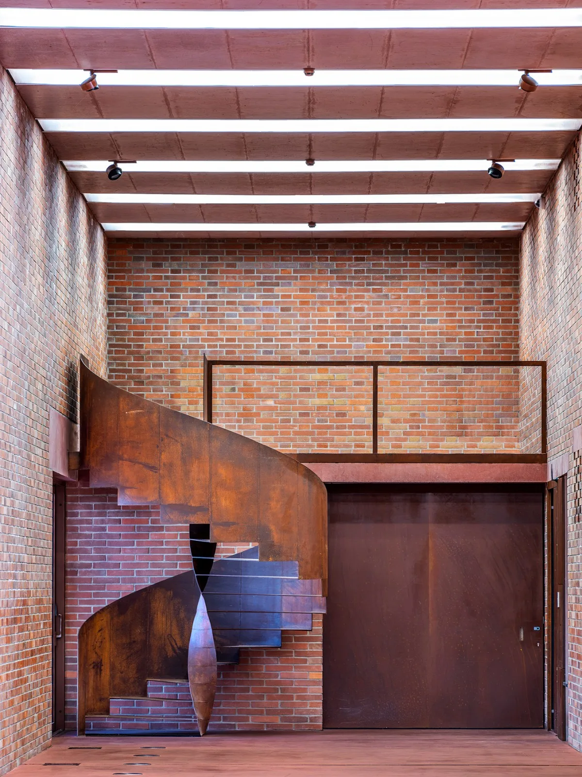 BIM Architecture | Pardubice GAMPA, Sf é ra Building Complex and Automation Plant Public Space/Š e pka Architekti