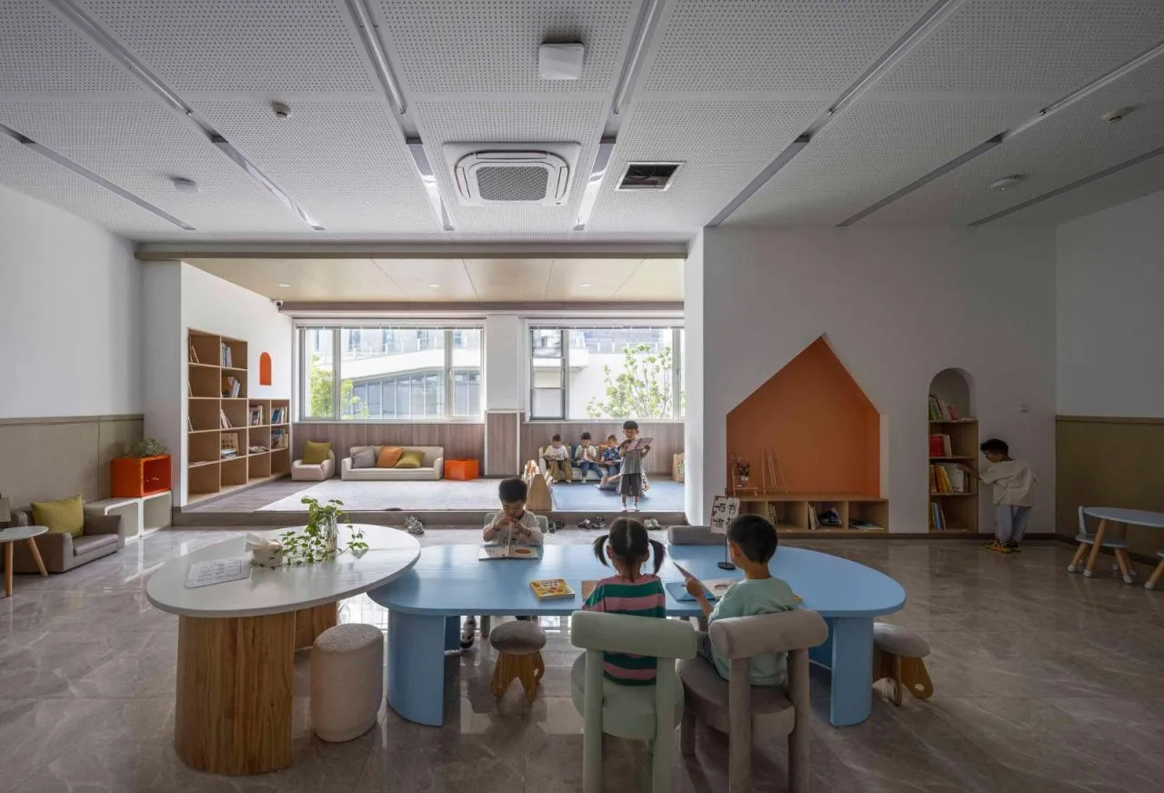 BIM Architecture | Changyang Neighborhood Center in Jingjiang Binjiang New City/Zhong Huaying Studio at Nanjing University of Architecture
