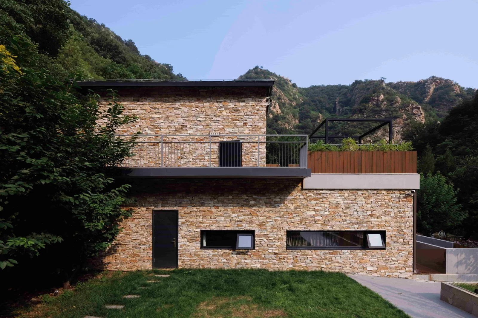 BIM Architecture | Shuiyun Township/Xinye Yizhu Design Studio