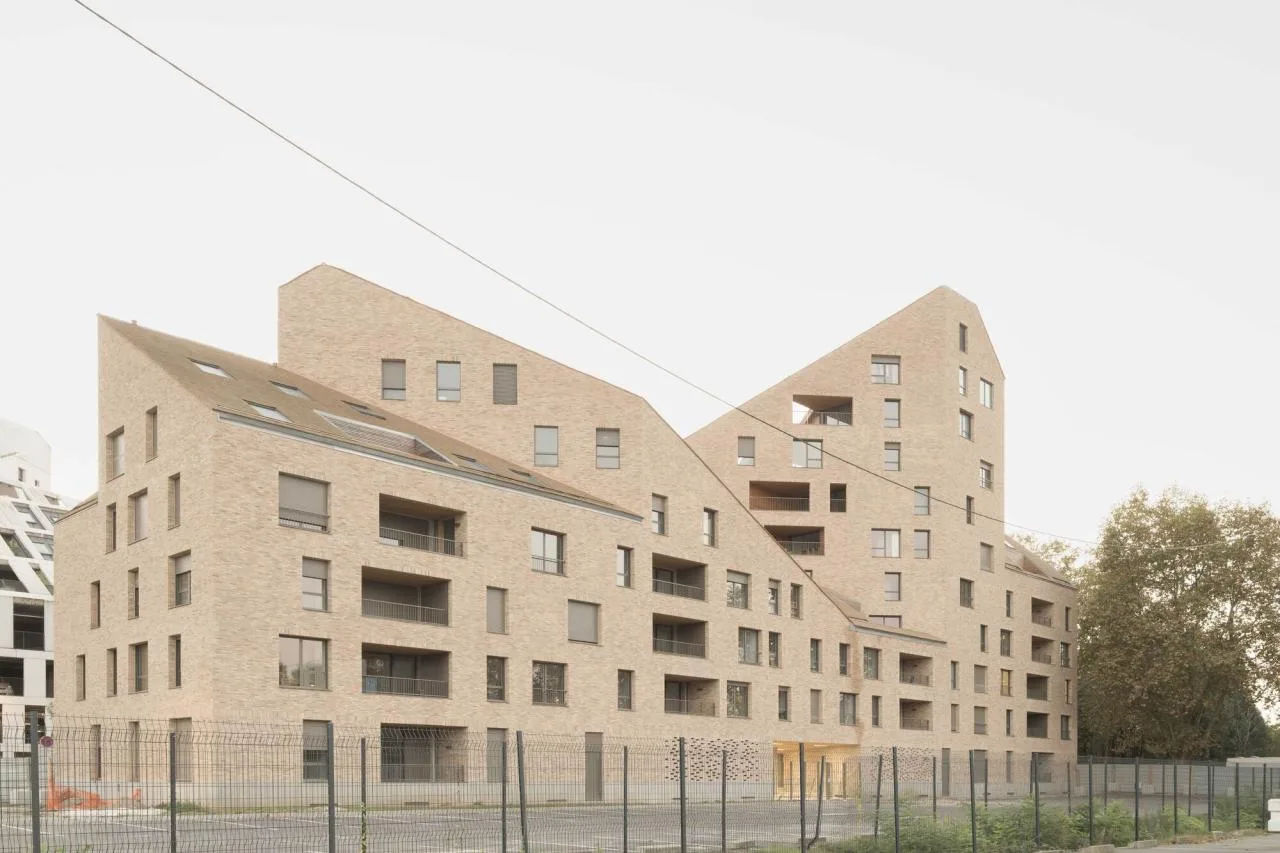 BIM Architecture | B09 Building Island/urbanmakers+Selva& Maugin Architectes