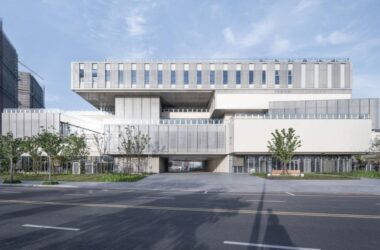 BIM Architecture: Changyang Neighborhood Center in Jingjiang Binjiang New City by Zhong Huaying Studio, Nanjing University of Architecture-BIM WORLD