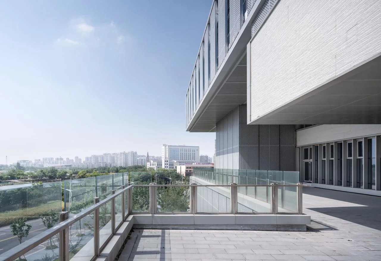 BIM Architecture | Changyang Neighborhood Center in Jingjiang Binjiang New City/Zhong Huaying Studio at Nanjing University of Architecture