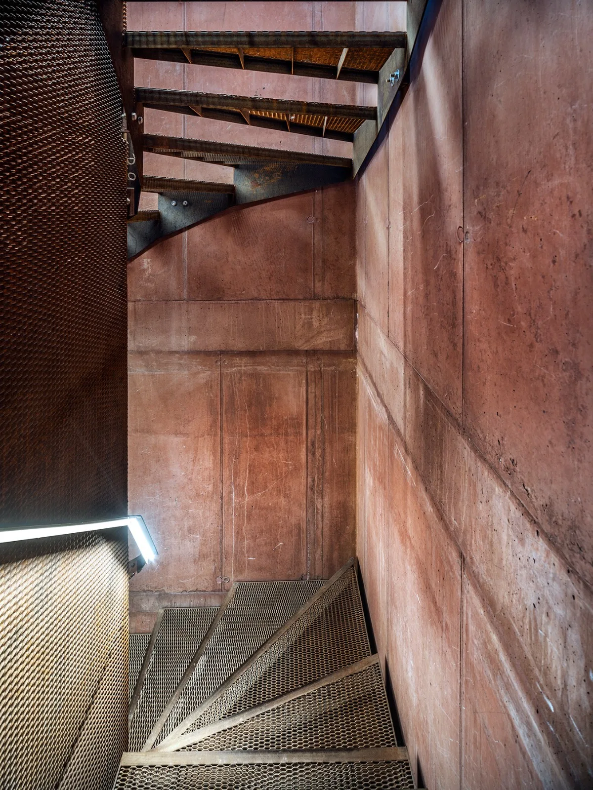BIM Architecture | Pardubice GAMPA, Sf é ra Building Complex and Automation Plant Public Space/Š e pka Architekti