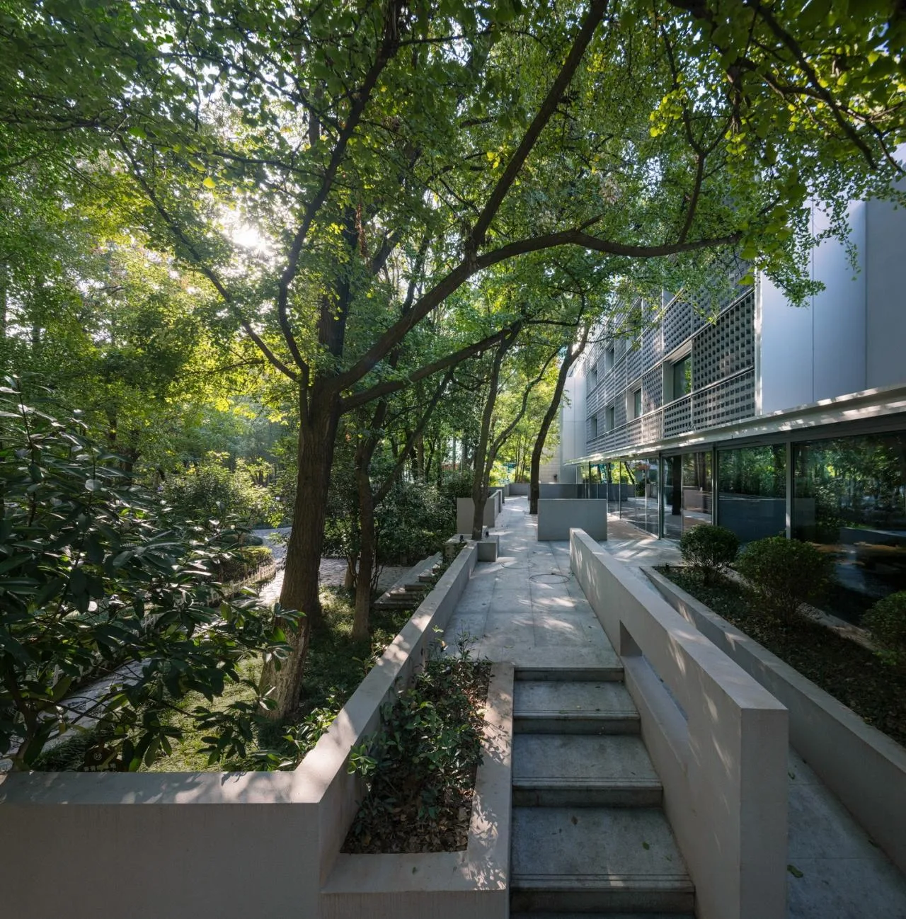 BIM Architecture | Nanjing Gulou Jinshang OCC Restaurant/BUZZ Architecture Firm