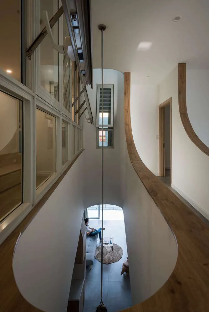 The Wisdom of Curved Architecture in the Feng Shui Difficulties of Residential and Studio Design