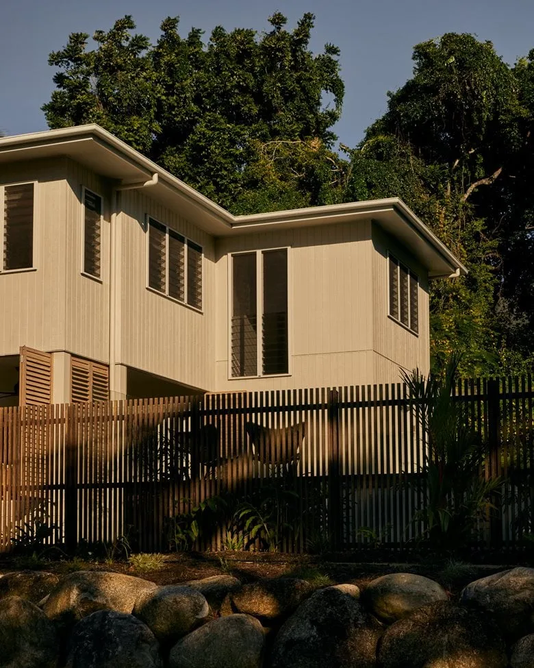 Carving in details to achieve a win-win balance of aesthetic energy in villa living space design