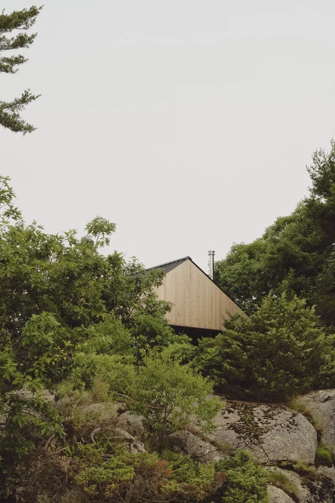 Living in harmony with tranquil poetry, encountering natural textures woven into a dreamy home residential design
