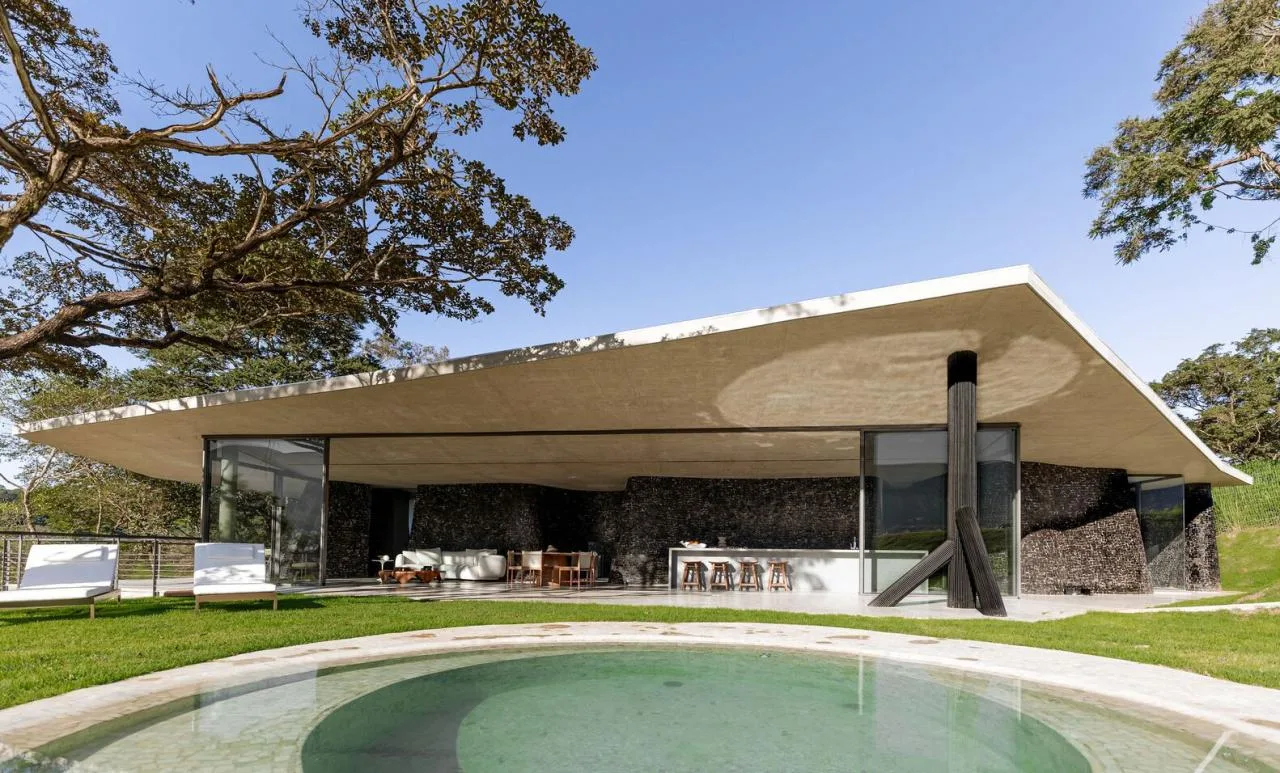 Design of a tranquil, natural, and poetic vacation villa nestled between mountains and forests