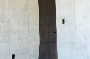 A Unique Blend of Concrete and Wood for a Serene Residential Retreat-BIM WORLD
