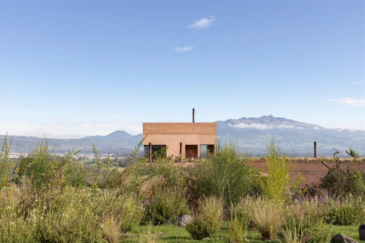 Villa design for observing landscape dynamics and experiencing natural emotions from different angles