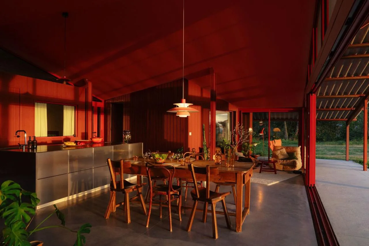 A serene vacation home design with red gemstones hidden in a lush and magnificent environment