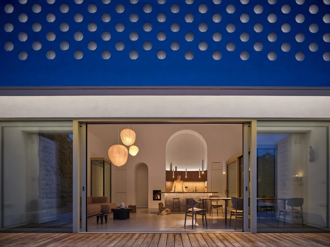 Tracing history and nature, paying tribute to the sacred atmosphere of Baroque and religious inspiration in residential design