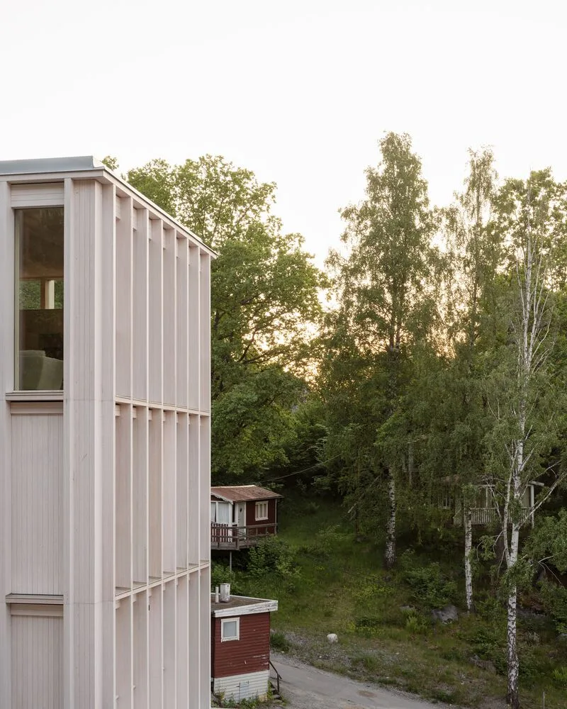 Miracle of architecture by the strait, challenging the terrain to create a stunning view of wooden villa design