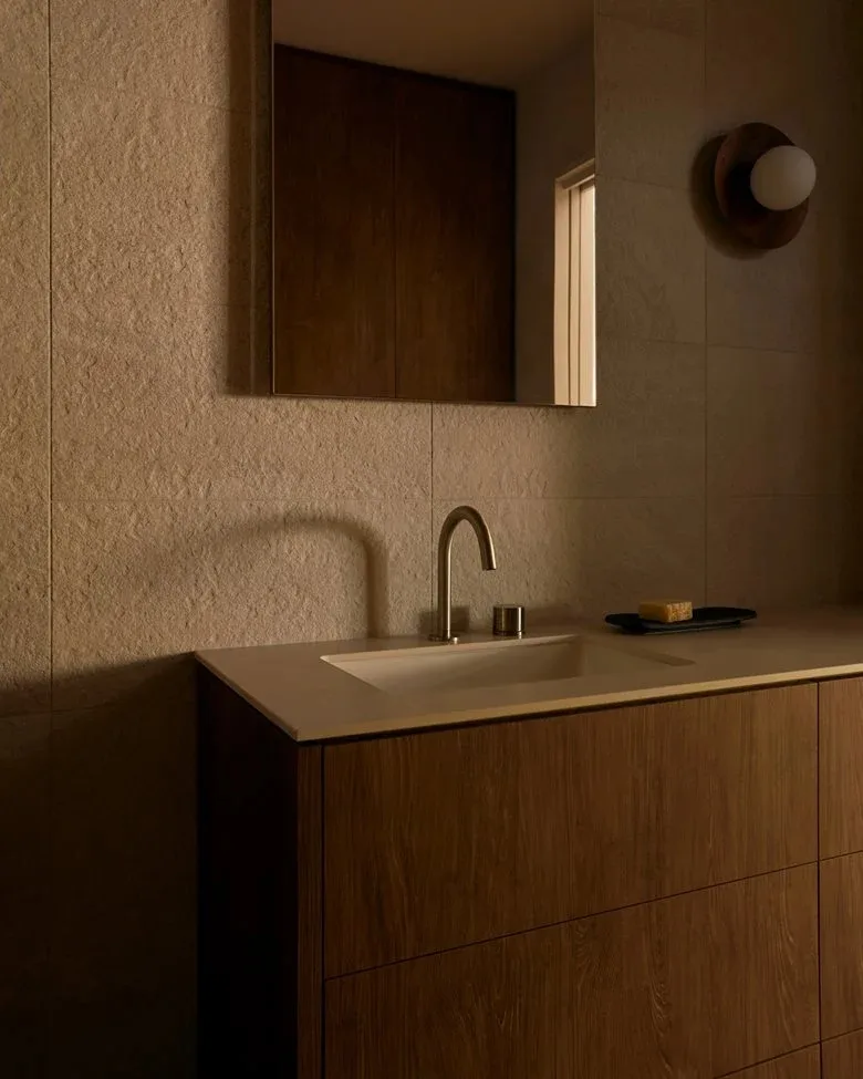 Carving in details to achieve a win-win balance of aesthetic energy in villa living space design