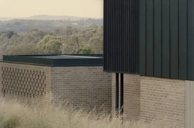 Layered Light and Shadow: A Slope-Side Vacation Home Inspiring Endless Imagination-BIM WORLD