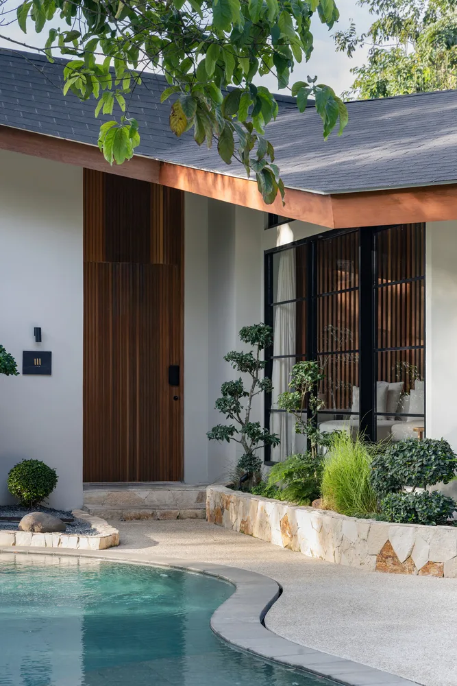 The Wabi Sabi Experience: Designing a Natural Villa Beneath an Inverted Roof in a Poetic Forest-BIM WORLD