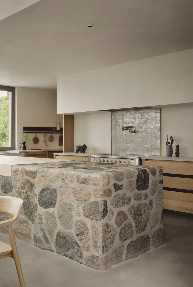 Living in harmony with tranquil poetry, encountering natural textures woven into a dreamy home residential design