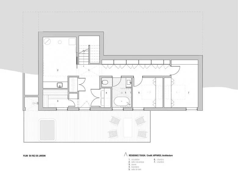 Composing a harmonious melody between architecture and nature among the treetops, with biological details in the design of a vacation home