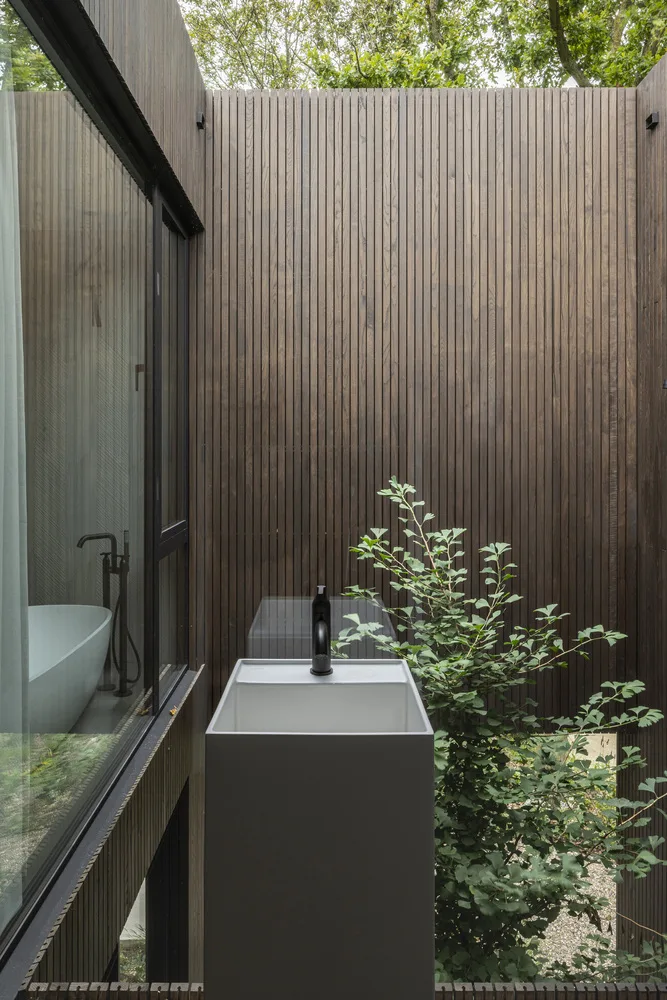 Encountering Hidden Villas on the Dutch Coast: A Feast of Nature, Architecture, and Art Design