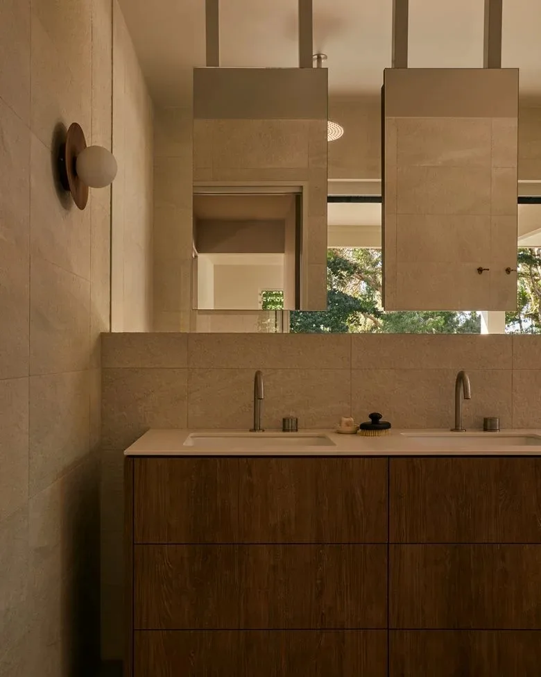 Carving in details to achieve a win-win balance of aesthetic energy in villa living space design