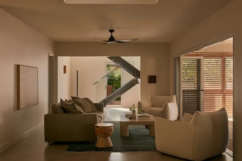 Carving in details to achieve a win-win balance of aesthetic energy in villa living space design