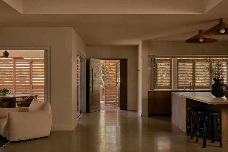 Carving in details to achieve a win-win balance of aesthetic energy in villa living space design