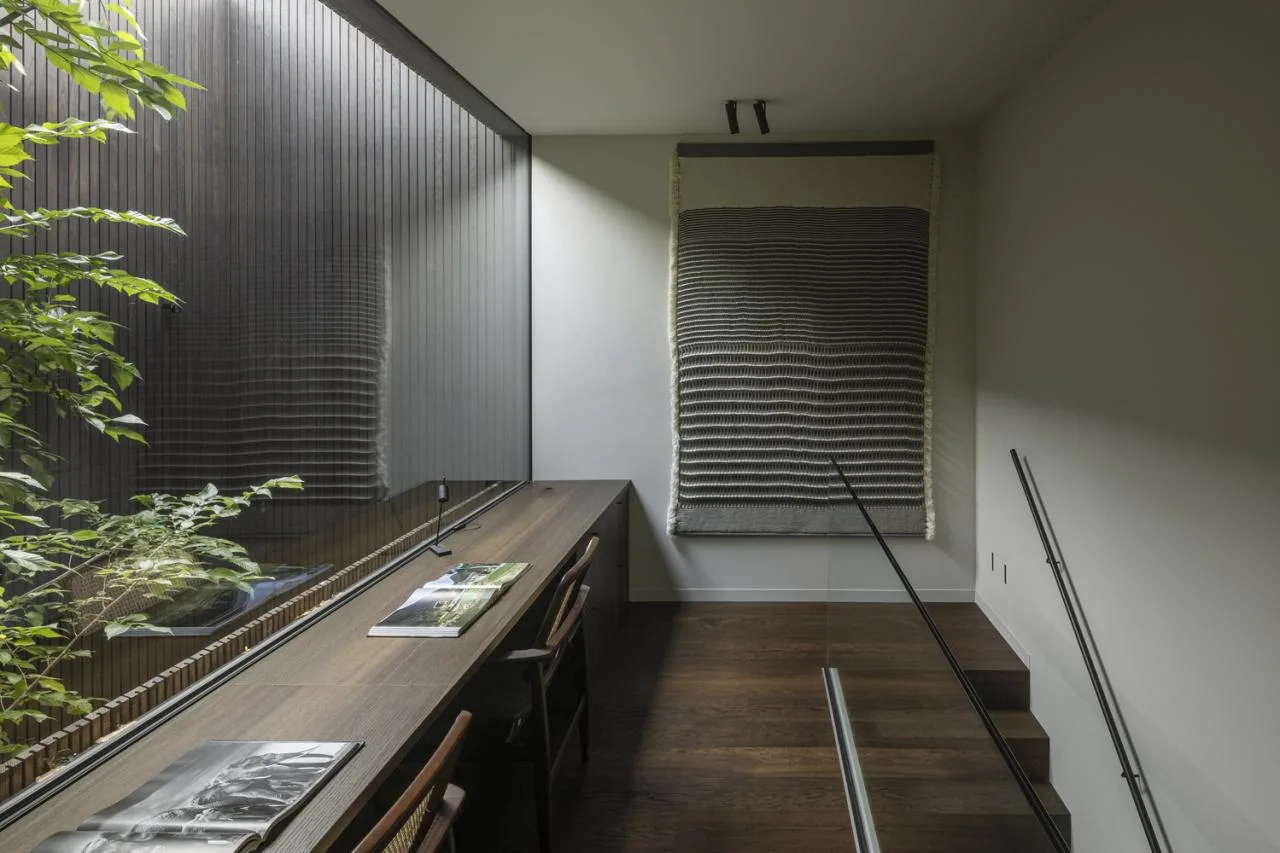 Encountering Hidden Villas on the Dutch Coast: A Feast of Nature, Architecture, and Art Design