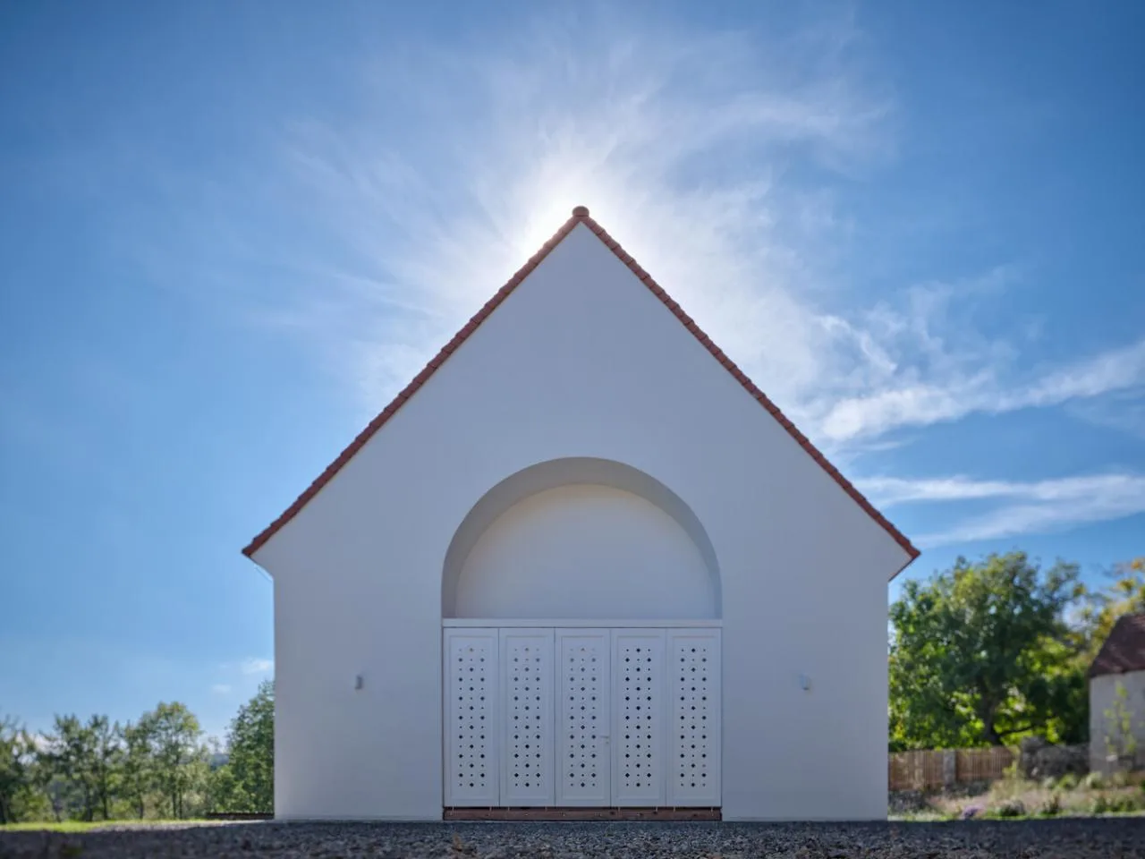 Tracing history and nature, paying tribute to the sacred atmosphere of Baroque and religious inspiration in residential design