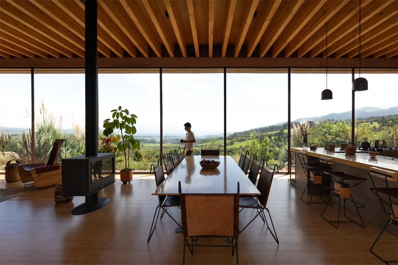 Villa design for observing landscape dynamics and experiencing natural emotions from different angles