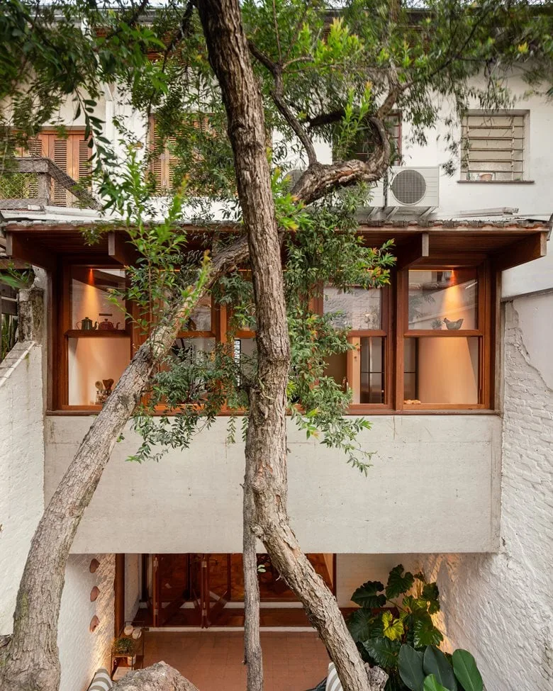 Awaken emotional memory, reshape peaceful life, and design simple and rustic villa renovation