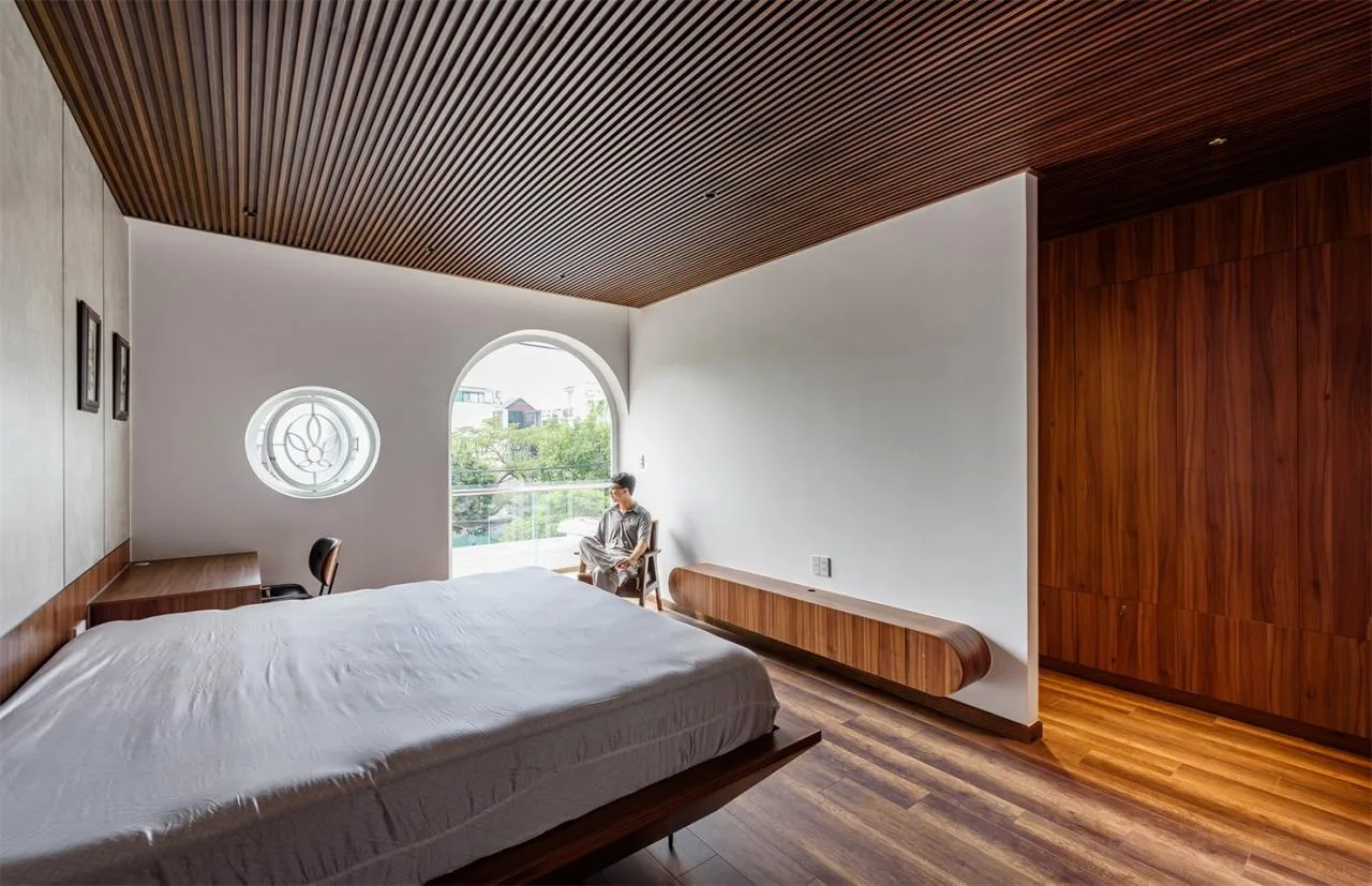 Design of Elderly Residence Villas Inspired by Warm Forest Camping Returning to Old Street Blocks